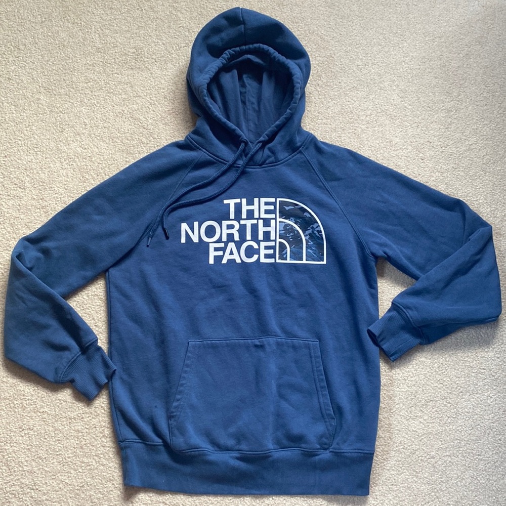 Like new Womens north face sweatshirt
